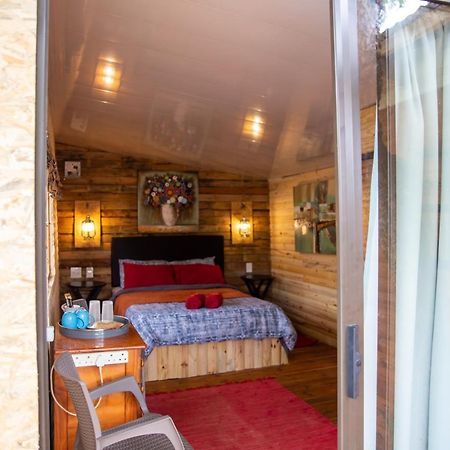 Blyde Africa- Cottage Benoni Εξωτερικό φωτογραφία