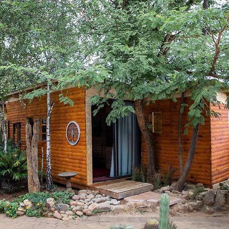Blyde Africa- Cottage Benoni Εξωτερικό φωτογραφία