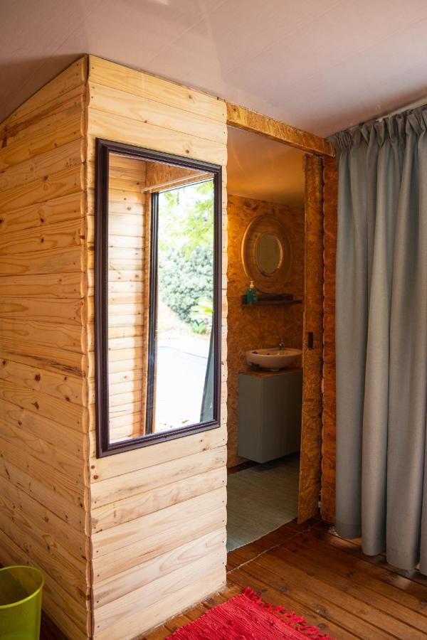 Blyde Africa- Cottage Benoni Εξωτερικό φωτογραφία