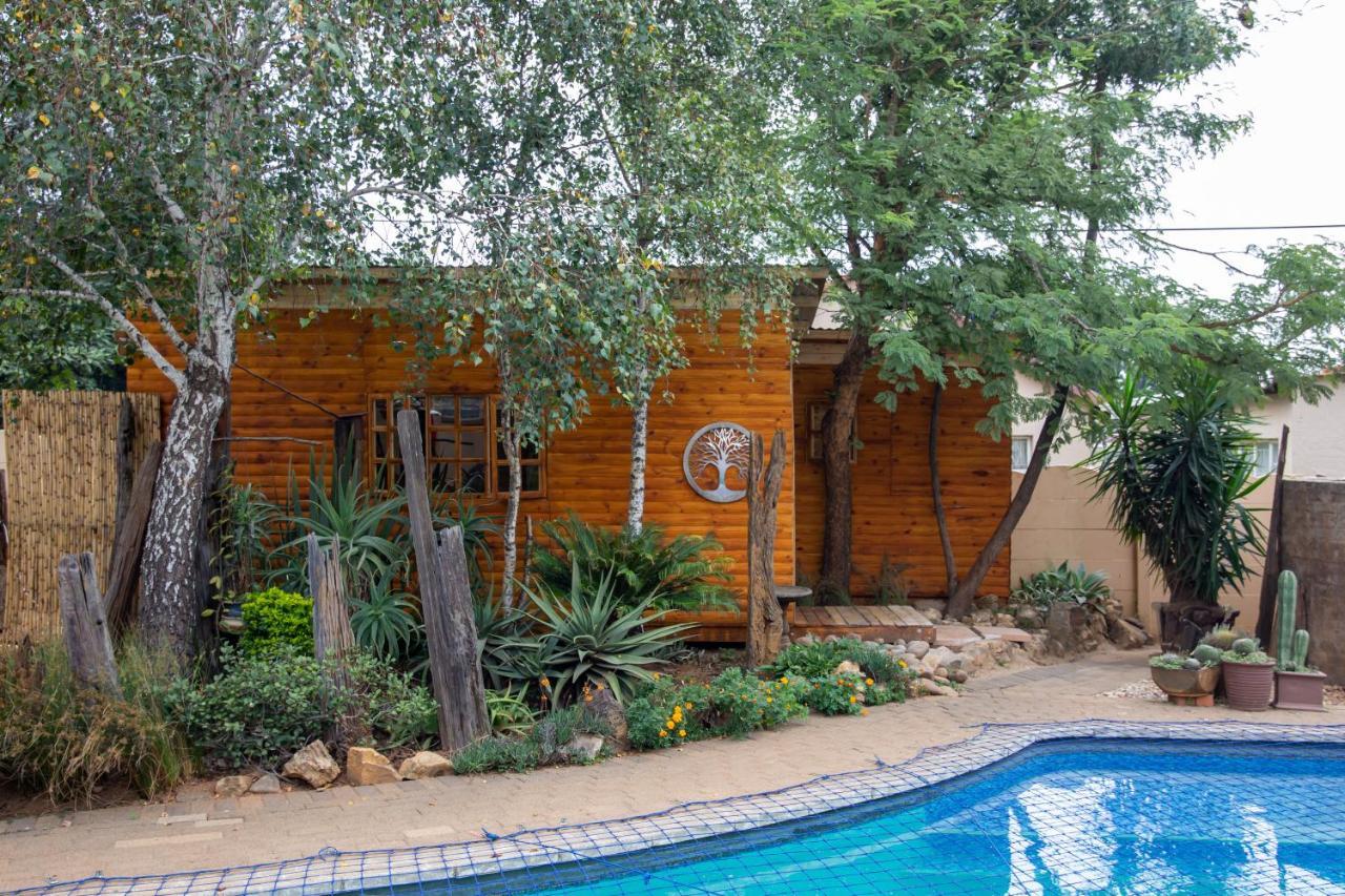 Blyde Africa- Cottage Benoni Εξωτερικό φωτογραφία